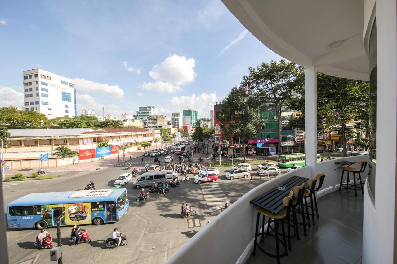 Scandinavian Apartment With Balcony In Bui Vien Ho Chi Minh-Byen Eksteriør billede