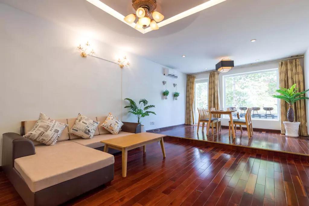 Scandinavian Apartment With Balcony In Bui Vien Ho Chi Minh-Byen Eksteriør billede